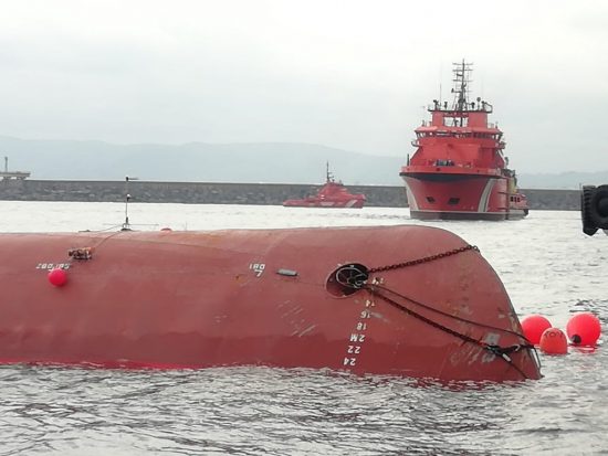 Nehir_bunkering_tanker_capsized